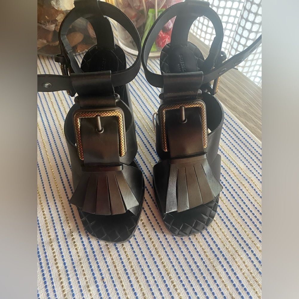 Bottega Veneta Shoes Heels Fringe Buckle T-Strap Black Leather Chunky Sz 36